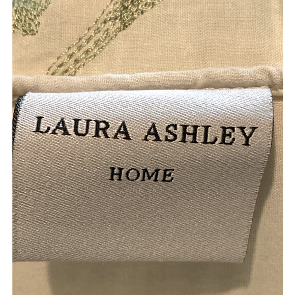 Laura Ashley Home  Lindy 5-Piece Green Floral Cotton Twin 2-Sided Comforter Set - Picture 8 of 9